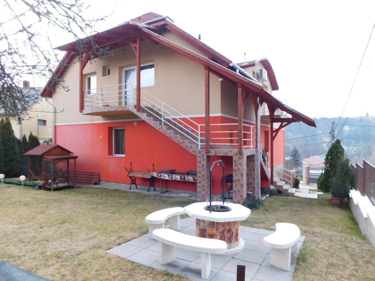 Eden Vendeghaz Hotel Miskolc Exterior photo