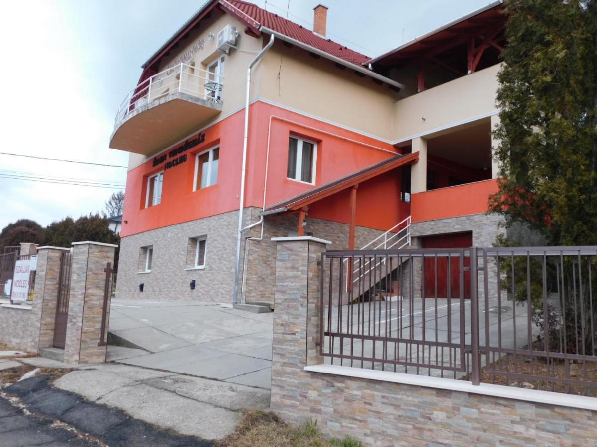 Eden Vendeghaz Hotel Miskolc Exterior photo