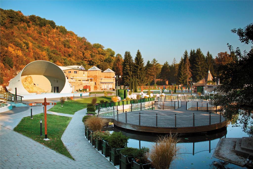 Eden Vendeghaz Hotel Miskolc Exterior photo